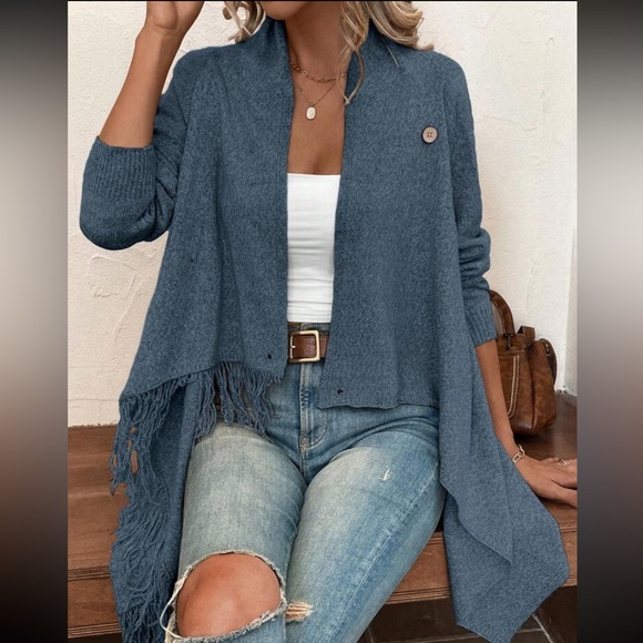 Classic solid knit button Fringe Wrap Cardigan - Picture 6 of 8